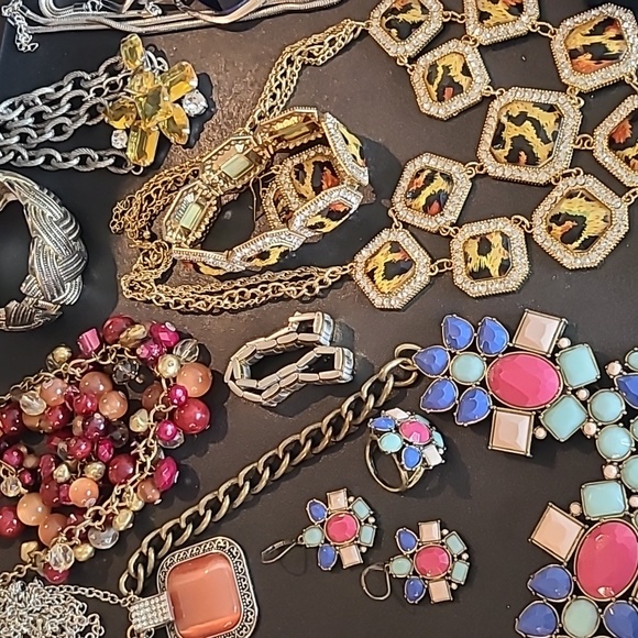 Jewelry - Vintage pieces for live show - DO NOT PURCHASE